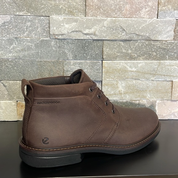 ECCO Men's Turn II Chukka Tie Boot - Picture 10 of 15
